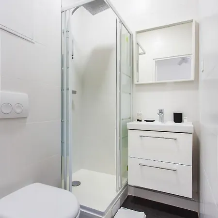 Cosy - 1br-4p - Faubourg-du-roule * Paris