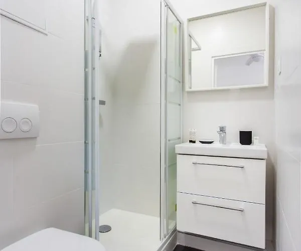 Cosy - 1br-4p - Faubourg-du-roule * Paris