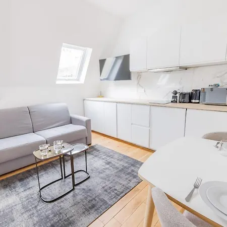 Cosy - 1br-4p - Faubourg-du-roule 아파트 파리